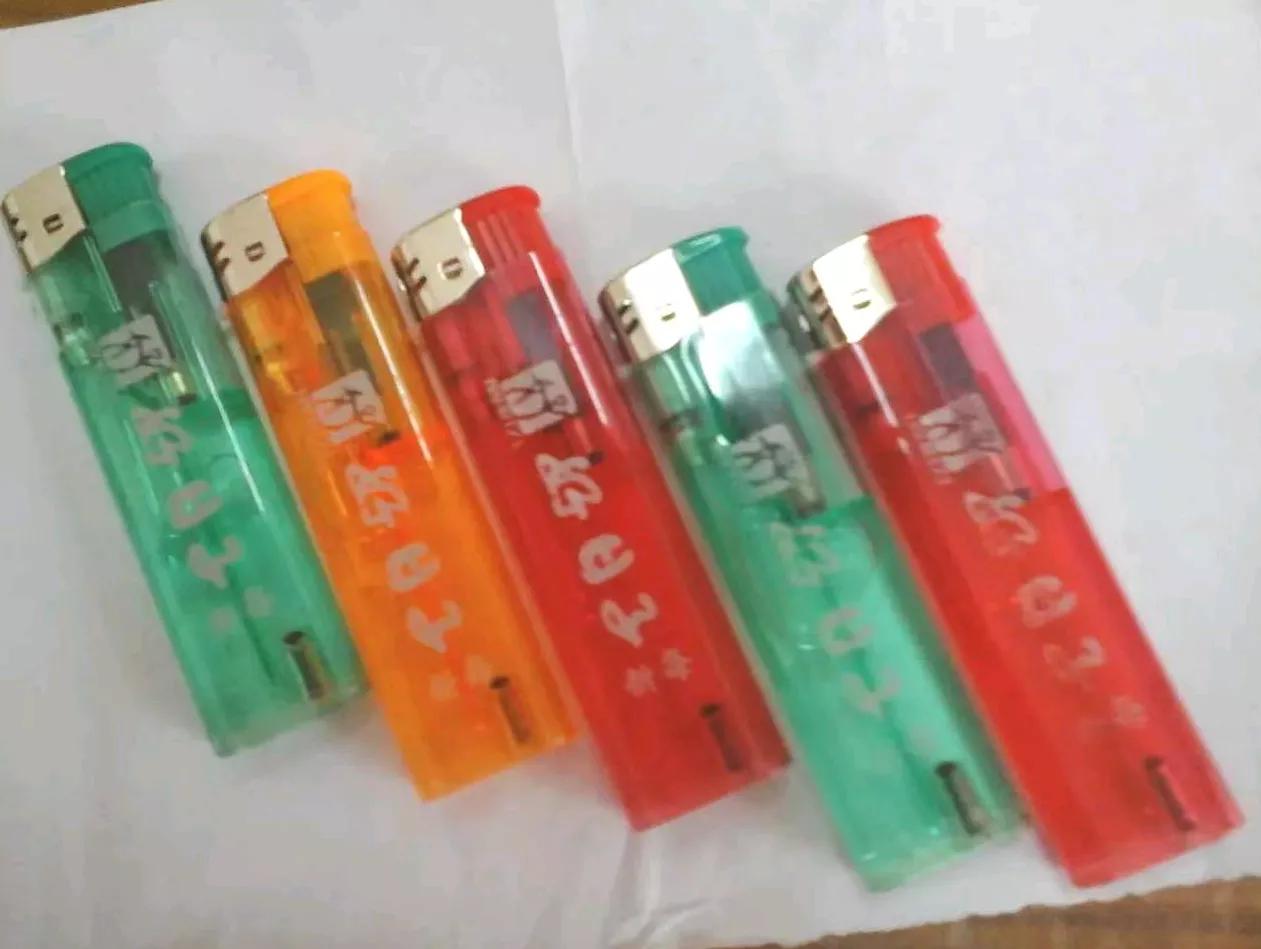 这是八十年代，两岸恢复三通，我们村有两个解放战争时去台湾的老兵都回家探亲了，他们