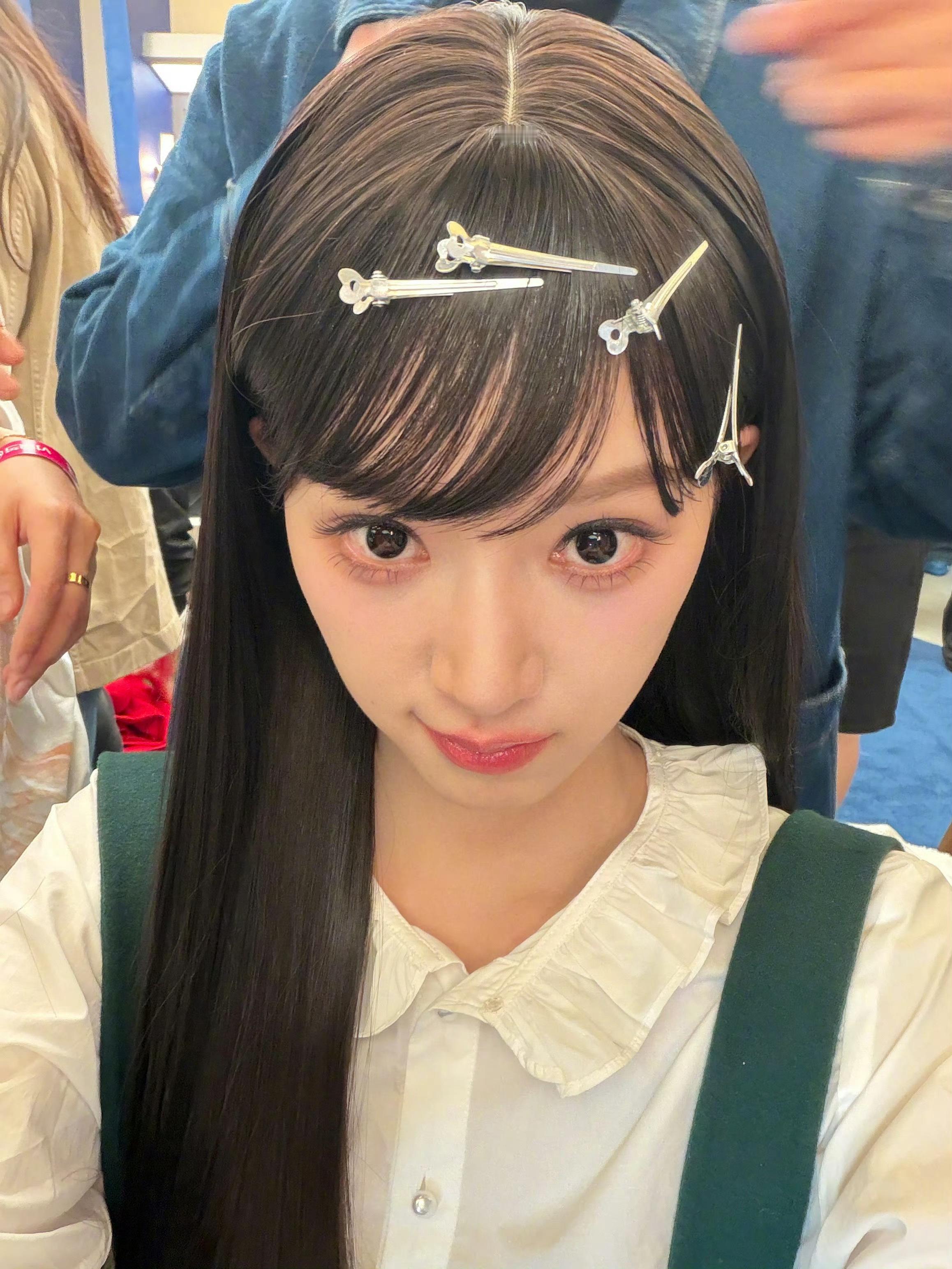 黄灿灿复刻武大校花 黄灿灿复刻武大校花造型，一出来梦回当年！还是那个樱花树下的女