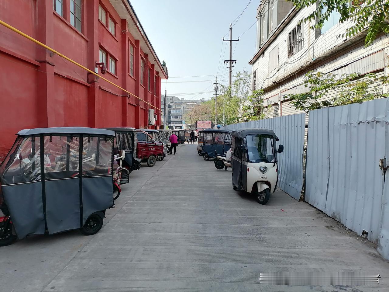 开封市以前的相国寺批发市场