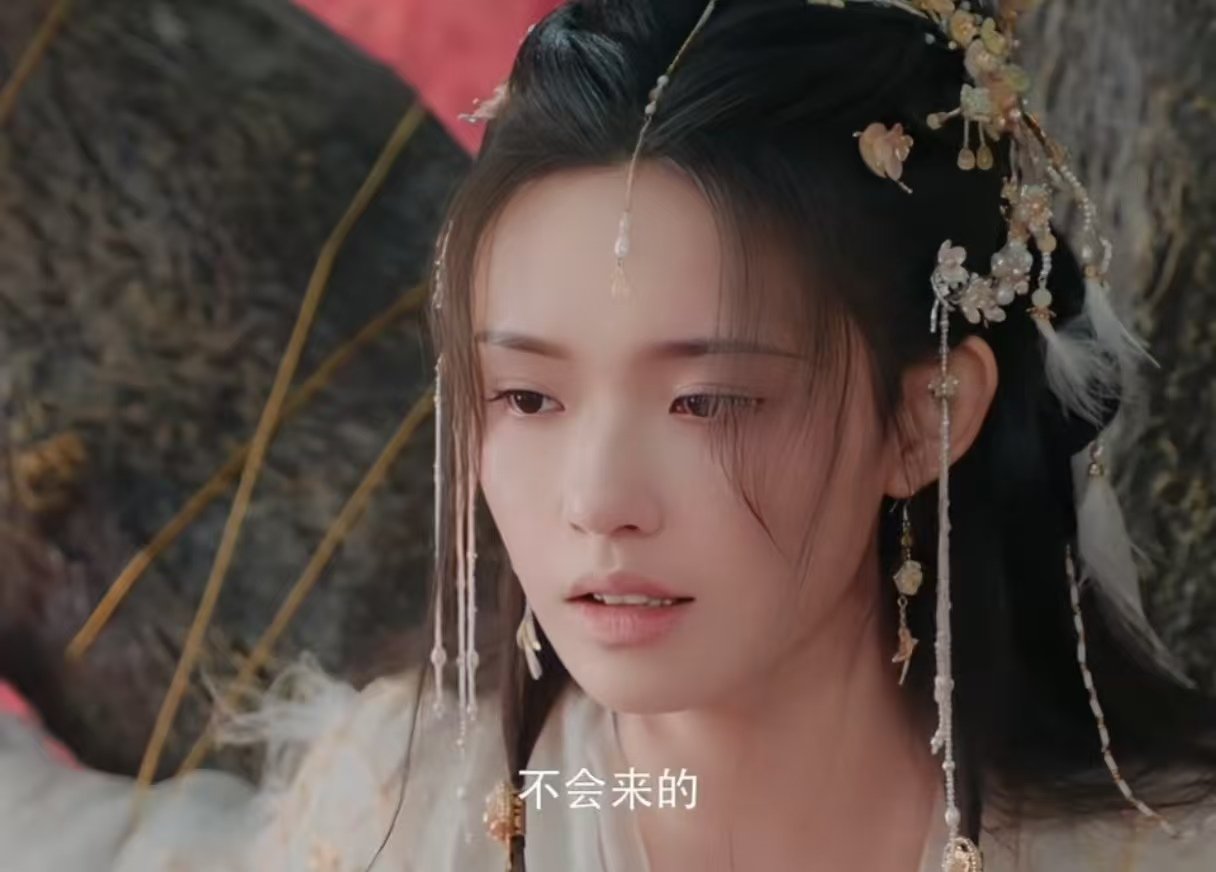 别绑林允了绑我行不行 林允《水龙吟》桃林哭戏好虐！眼泪掉下来时破碎感拉满，还透着