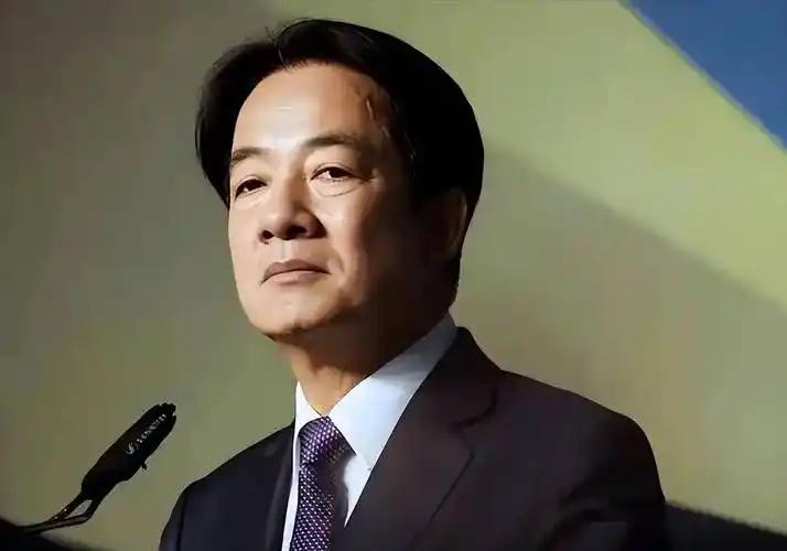 针对赖清德称“愿意以‘对等尊严’方式与大陆对话”，6月23日，台湾中时新闻网发文