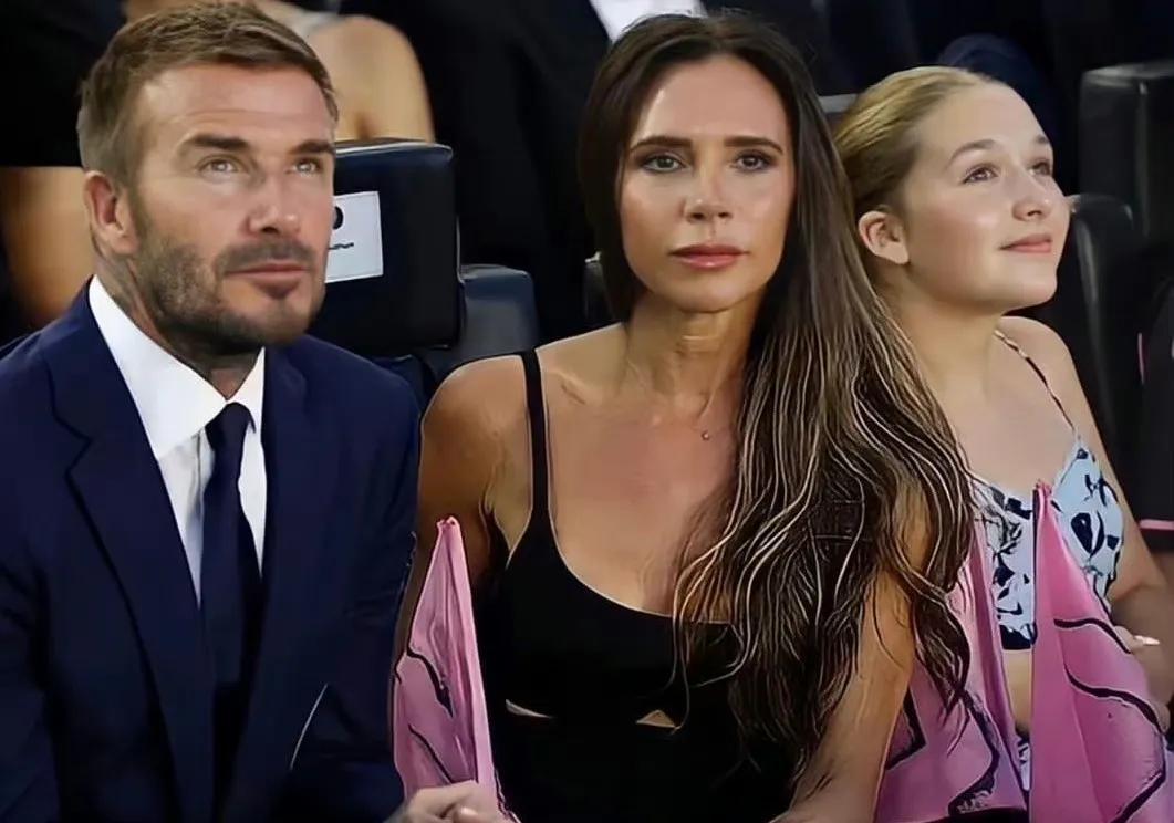 小七要做微胖界扛把子吗？[捂脸][捂脸][捂脸]拍梅西，不必如此娇羞，但也说明小