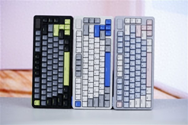 78鍵小巧簡約！雷柏V700DIY-75鍵盤圖賞