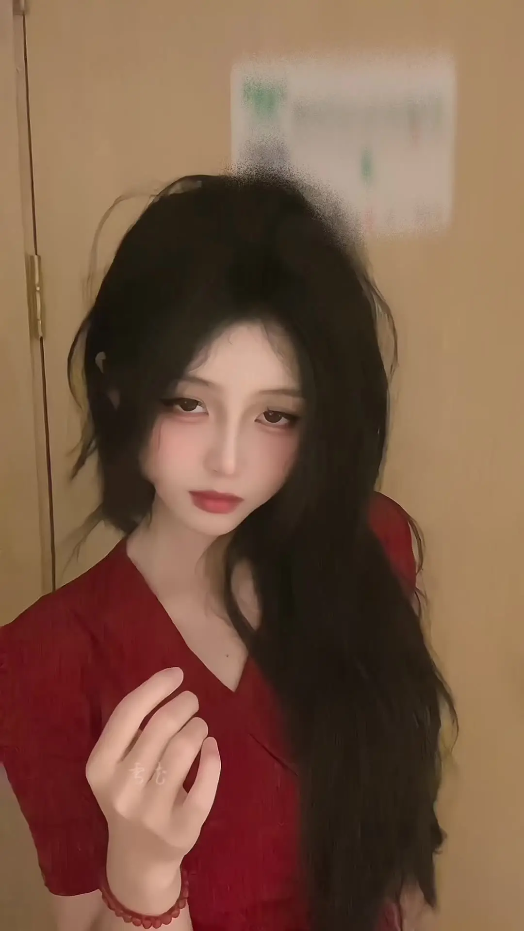 比起情爱 我更想知道你能给我带来多少资源