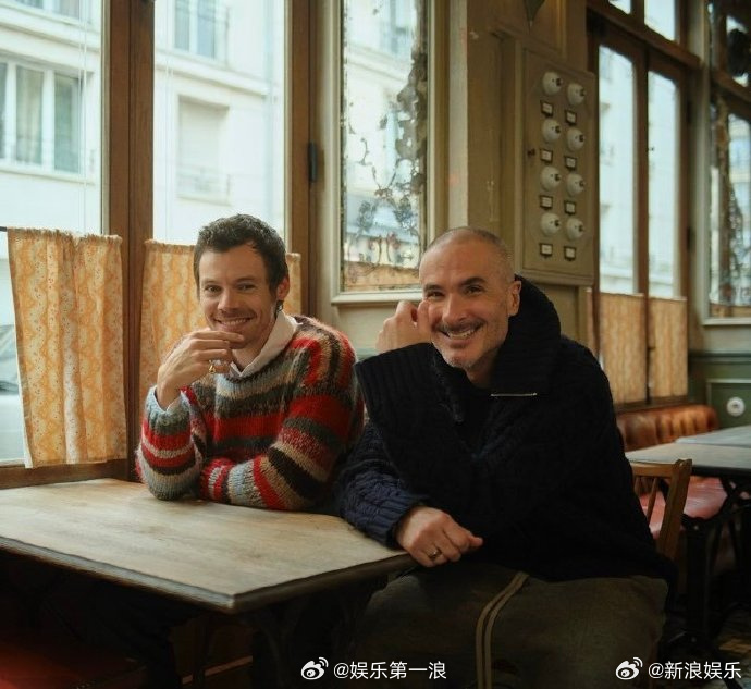 哈卷谈利亚姆佩恩去世 哈卷Harry Styles在访谈节目中谈及好友利亚姆·佩