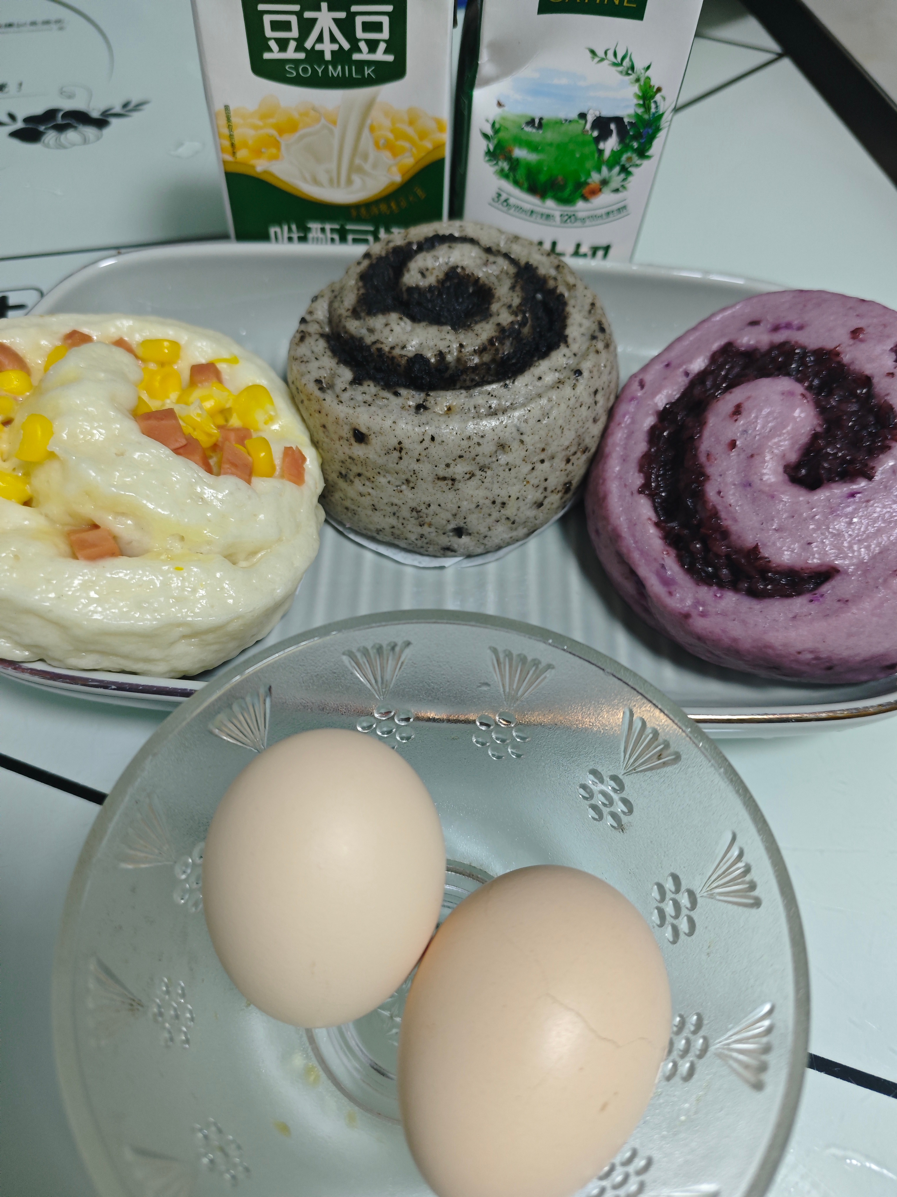来，吃早餐了吗，先来个应援色吃吃😋 