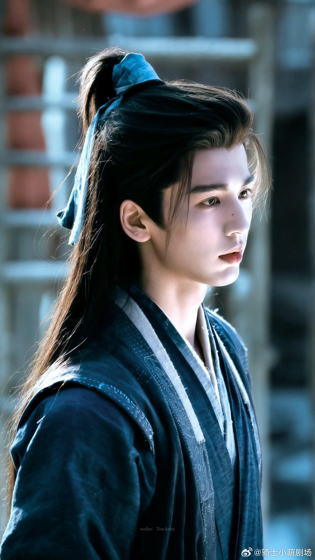 谢征射箭你说你惹谢征干嘛竟敢用长玉挑衅谢征，护妻模式瞬间拉满。箭似流星带着满腔怒