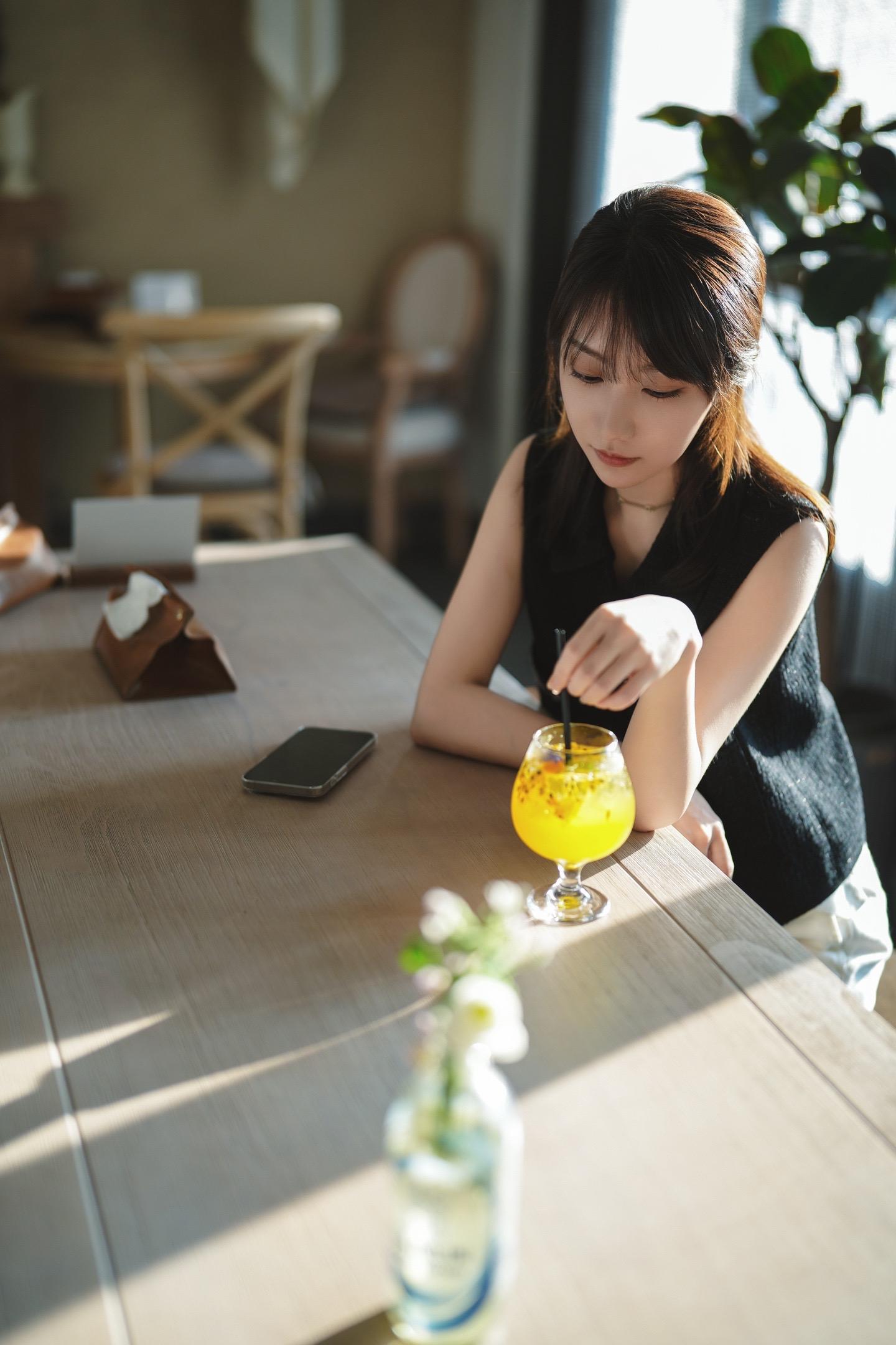 打卡乘凉咖啡☕.周六的幸福感