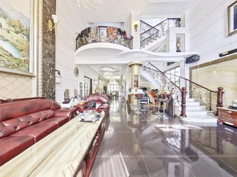 🔥深圳龙华·梅花山庄｜新上稀缺独栋别墅·笋盘
💎业主诚心急售｜占地280㎡｜