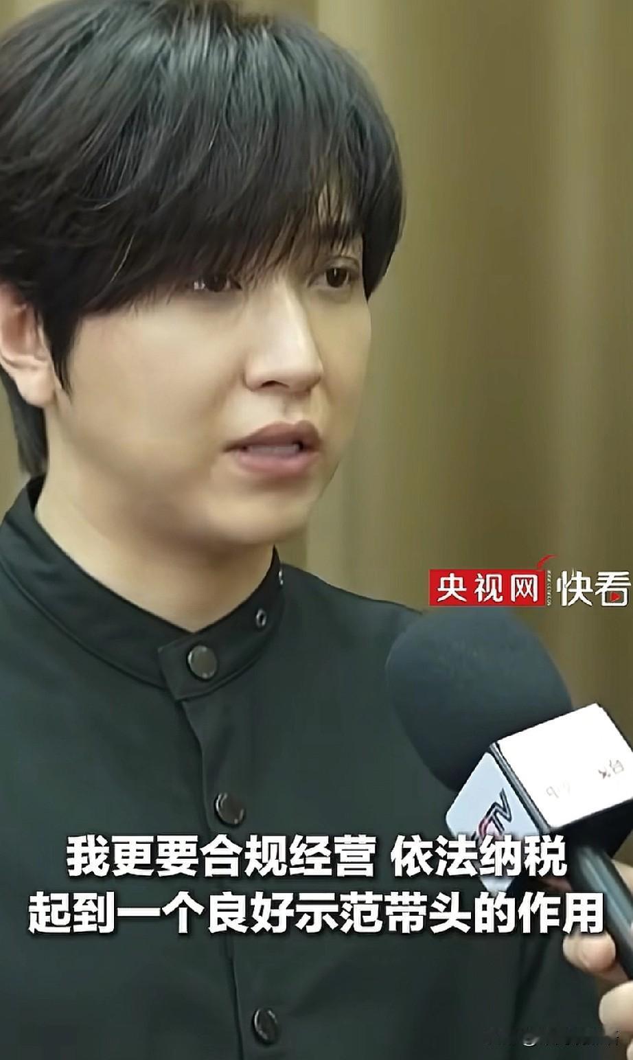 曾几何时，白冰打着“绝不直播带货”的标签，被粉丝奉为清流。单条广告报价百万、上海