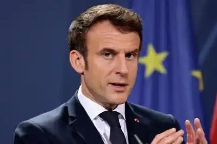 12月11日，日本共同社报道:“马克龙据报考虑邀请中国出席明年在法国举行的G7峰