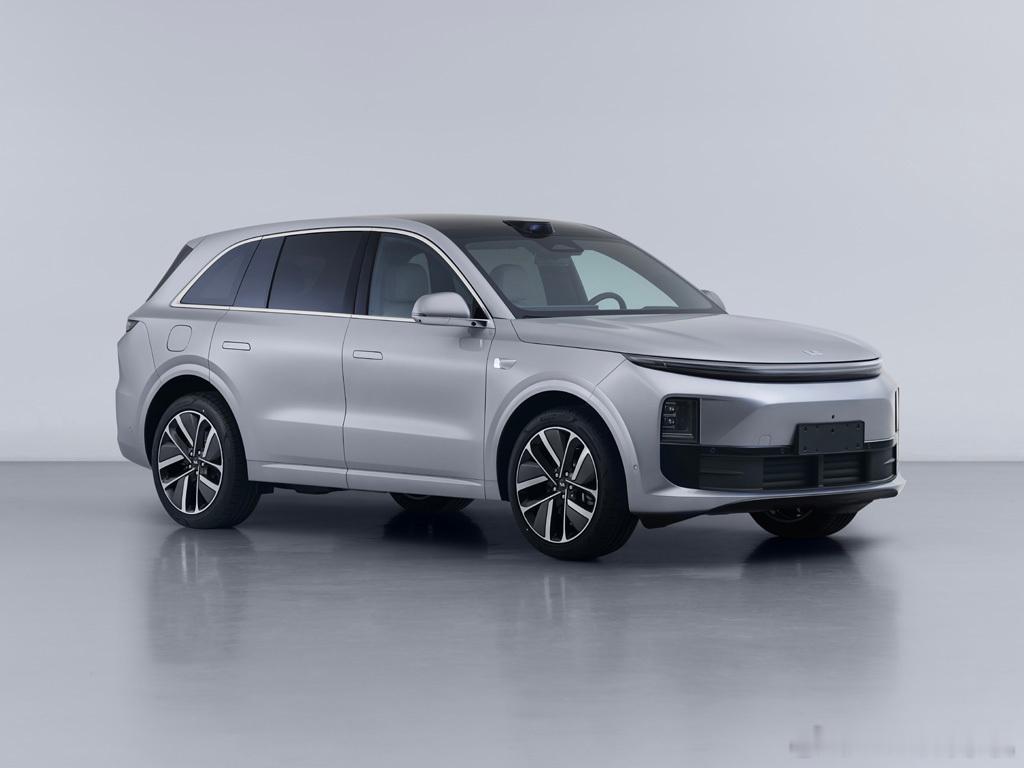 #大v聊车##enzo碎钞机# 【理想L6登陆工信部，25万你要不要？】还记得前