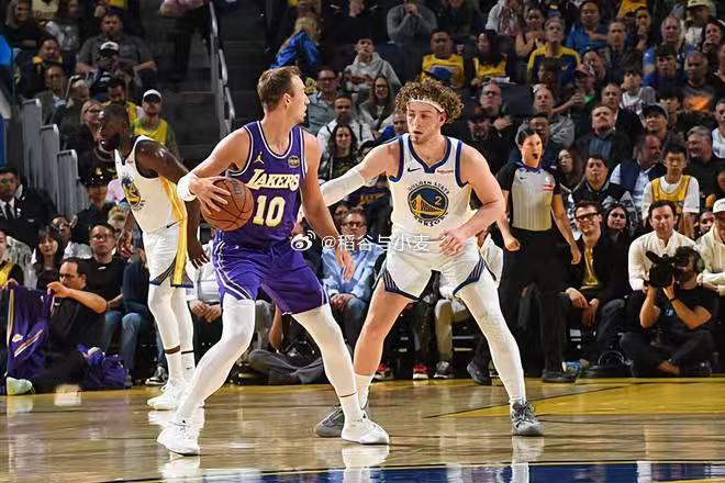 肯纳德这几场打控卫其实还是有进步的，尽管进攻效率不太稳定，但是传球和组织方面的表