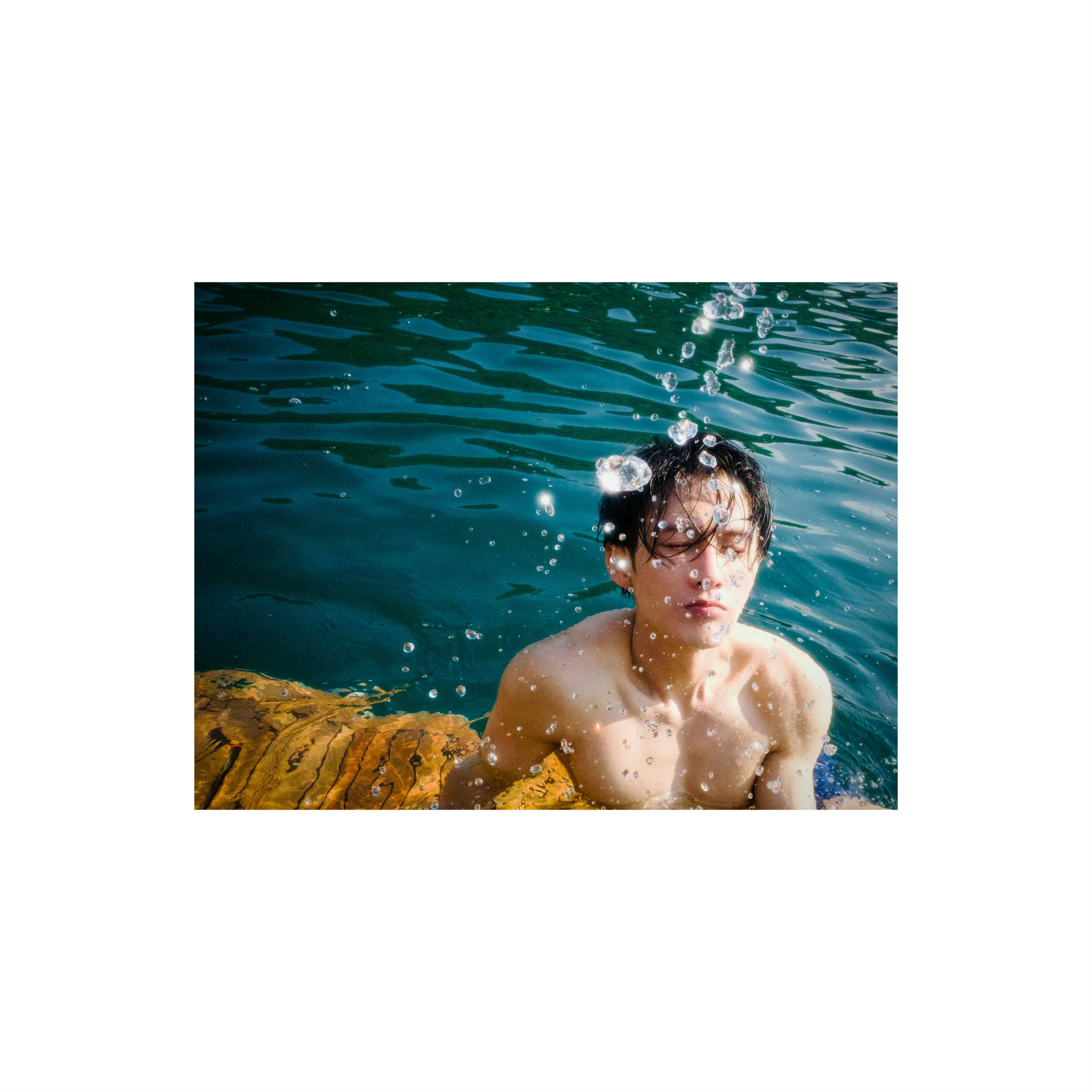 檀健次 🏊 📷 檀健次裸上身泳照