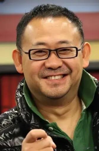 人生半称心活得带感
演员姜武戏外说人生很得劲
这个靠20多年前那部“别了，温哥华