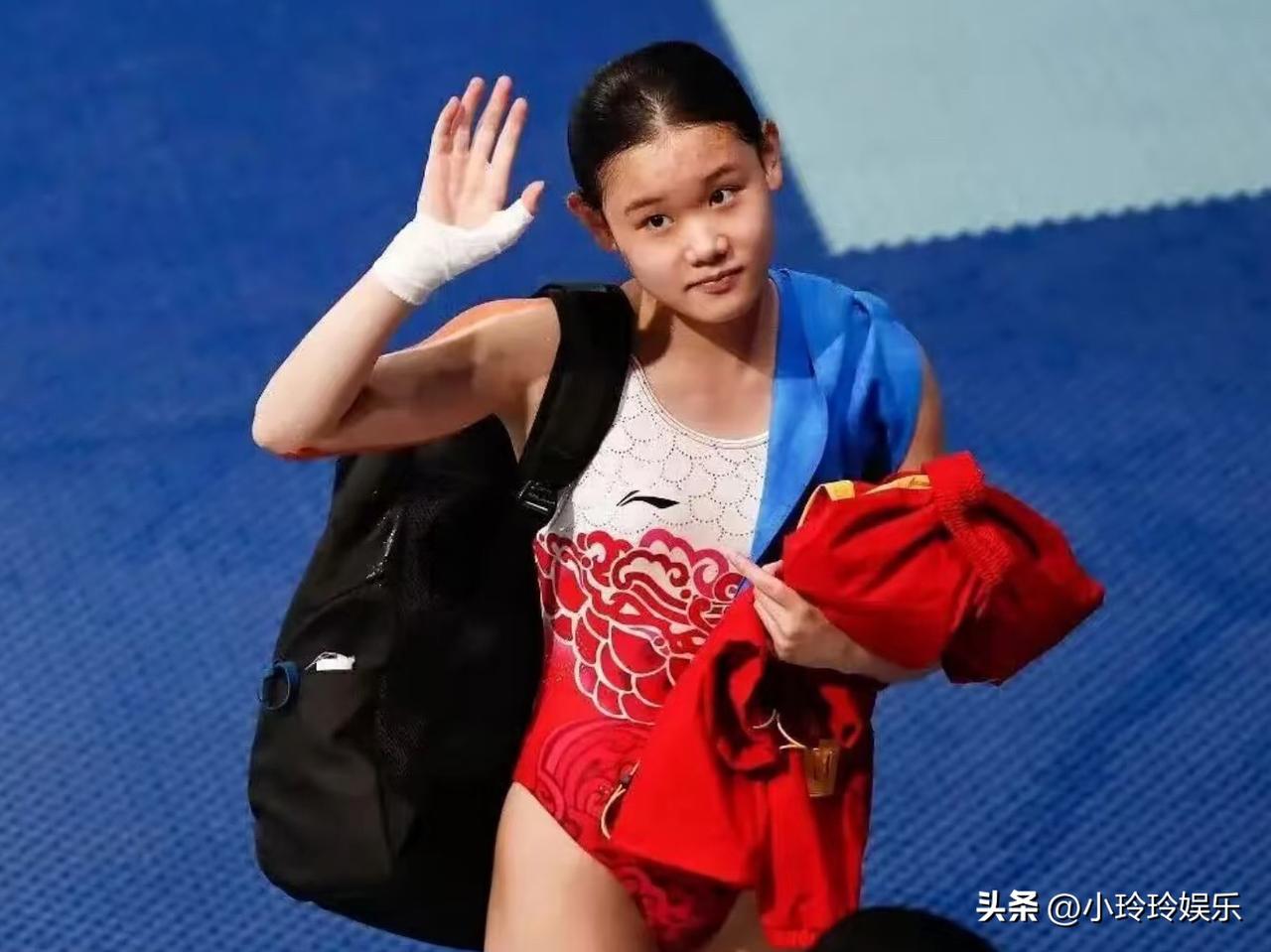 张家齐

我心疼你

她和全红婵两个人都是
万里挑一的跳水天才，明明都拿过冠军，