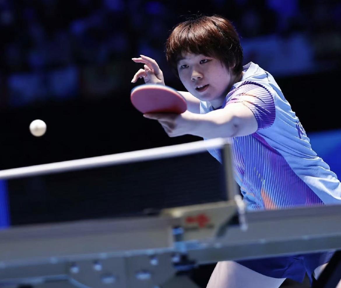 海口亚洲杯女单铜牌赛，蒯曼4-1战胜张本美和，连续两届收获铜牌。比分：9-11、