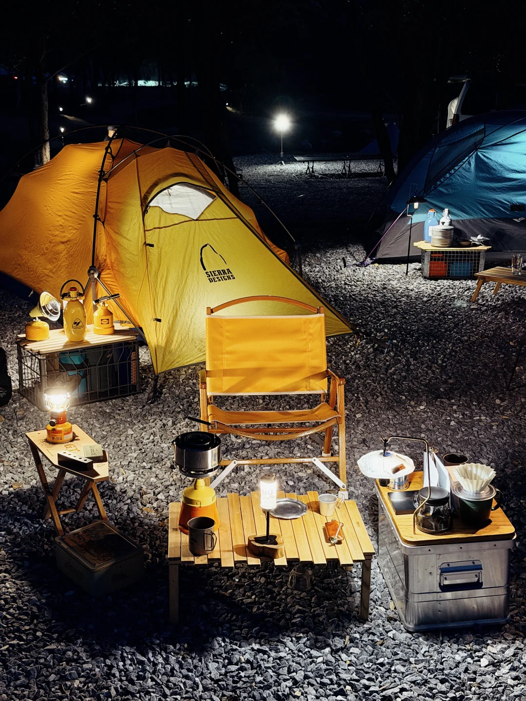 祝大家新年快乐，新一年继续保持热爱！