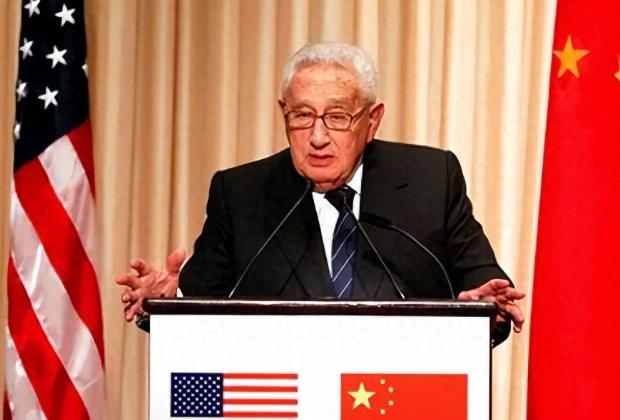 [微风]基辛格预测，中美未来5到10年必发冲突，九三阅兵发出最强回应。

当百岁