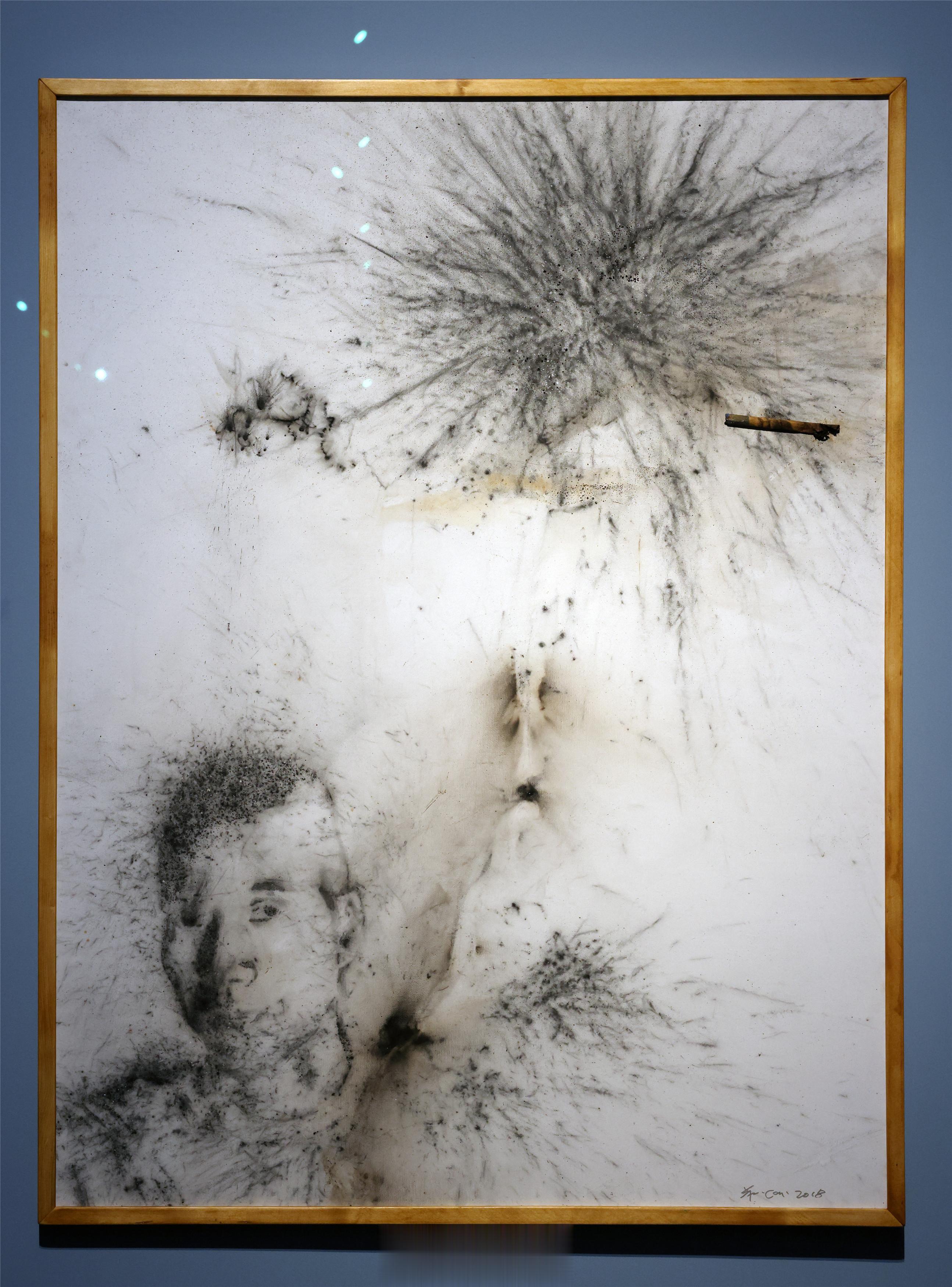 《炸蔡》Exploding Cai2018布面火药画Gunpowder on c