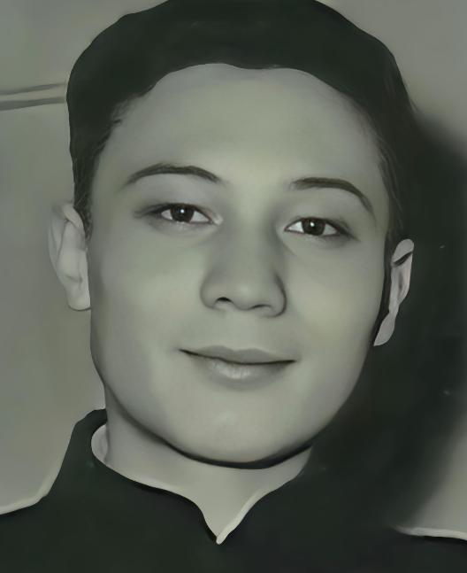 1952年，蒋孝文被抓进警察局，警察问他家长是谁，他没有回答，而是指了墙上蒋介石