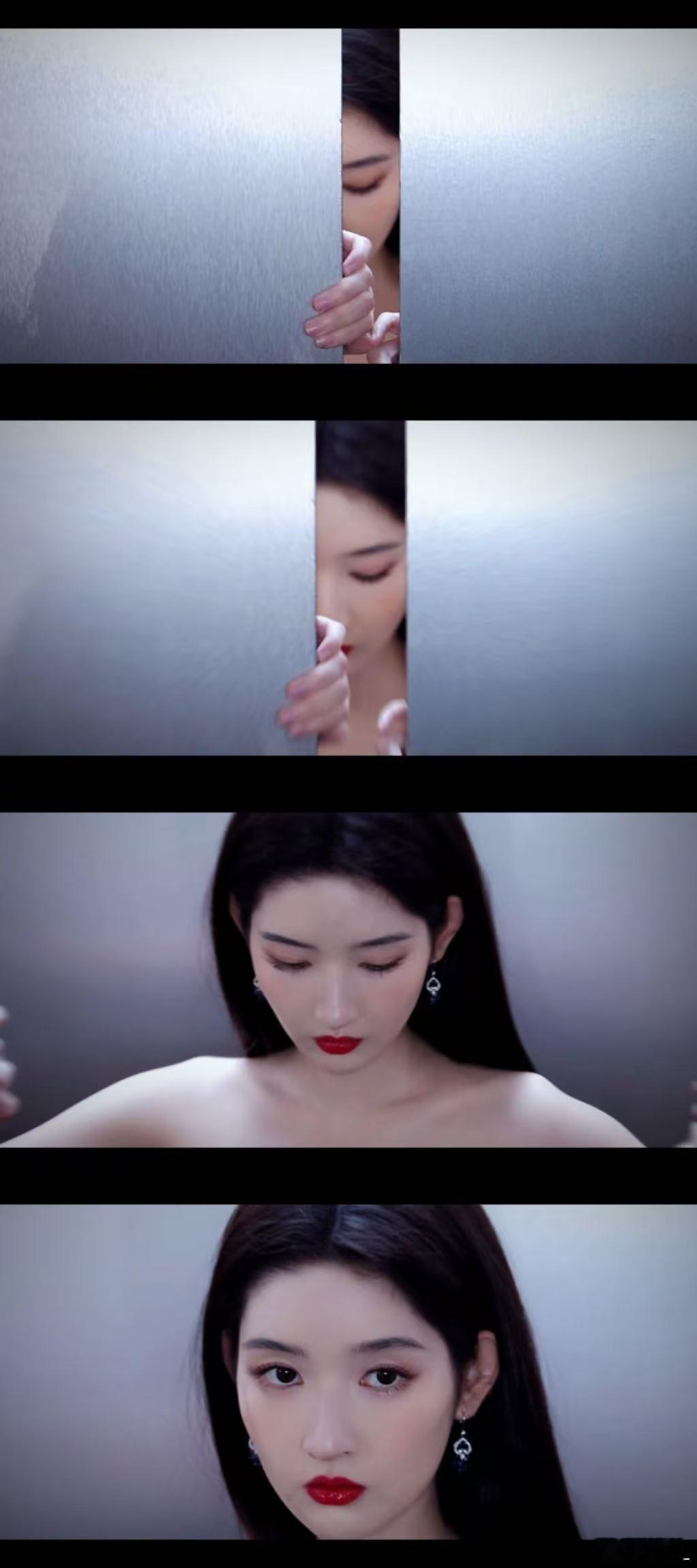 王玉雯金鸡造型氛围感拉满！深蓝抹胸长裙自带波光特效，简约又高级，化身海的女儿，星