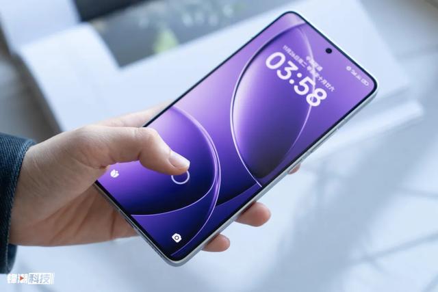 又跌500，红米这512GB，刚发布就崩了？