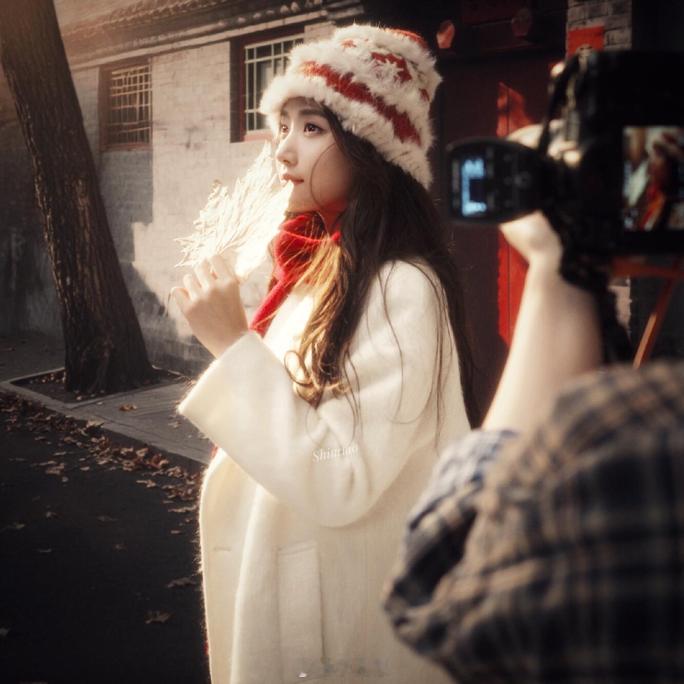 卢昱晓头像更新卢昱晓‖卢昱晓