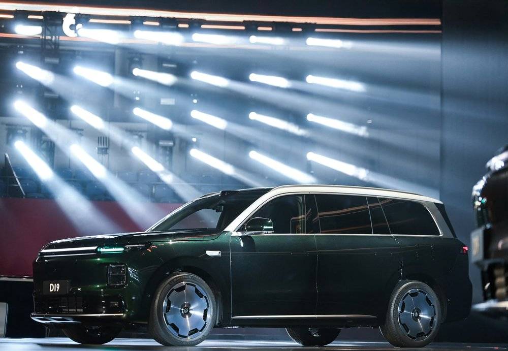 “9系”集中登场，车企开年亮剑