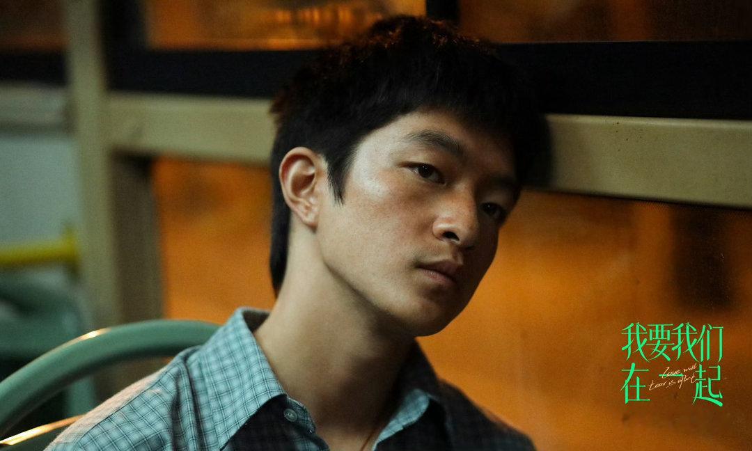 屈楚萧公路文男主屈楚萧沙漠梦回吕钦扬 谁能懂屈楚萧三个字的含金量！沙漠大片梦回吕