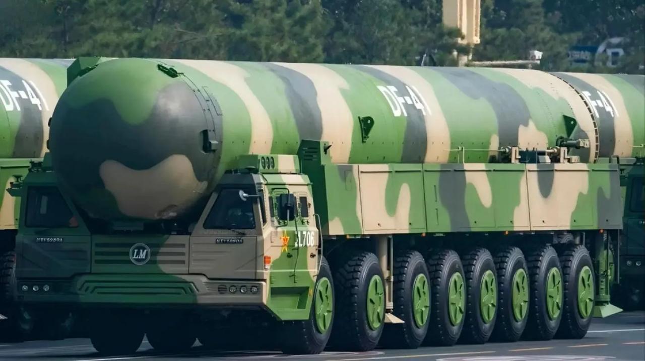 各位美军基地的弟兄们，最近别去营区外的太平洋公海海域钓鱼了，有一份包装精美的东风