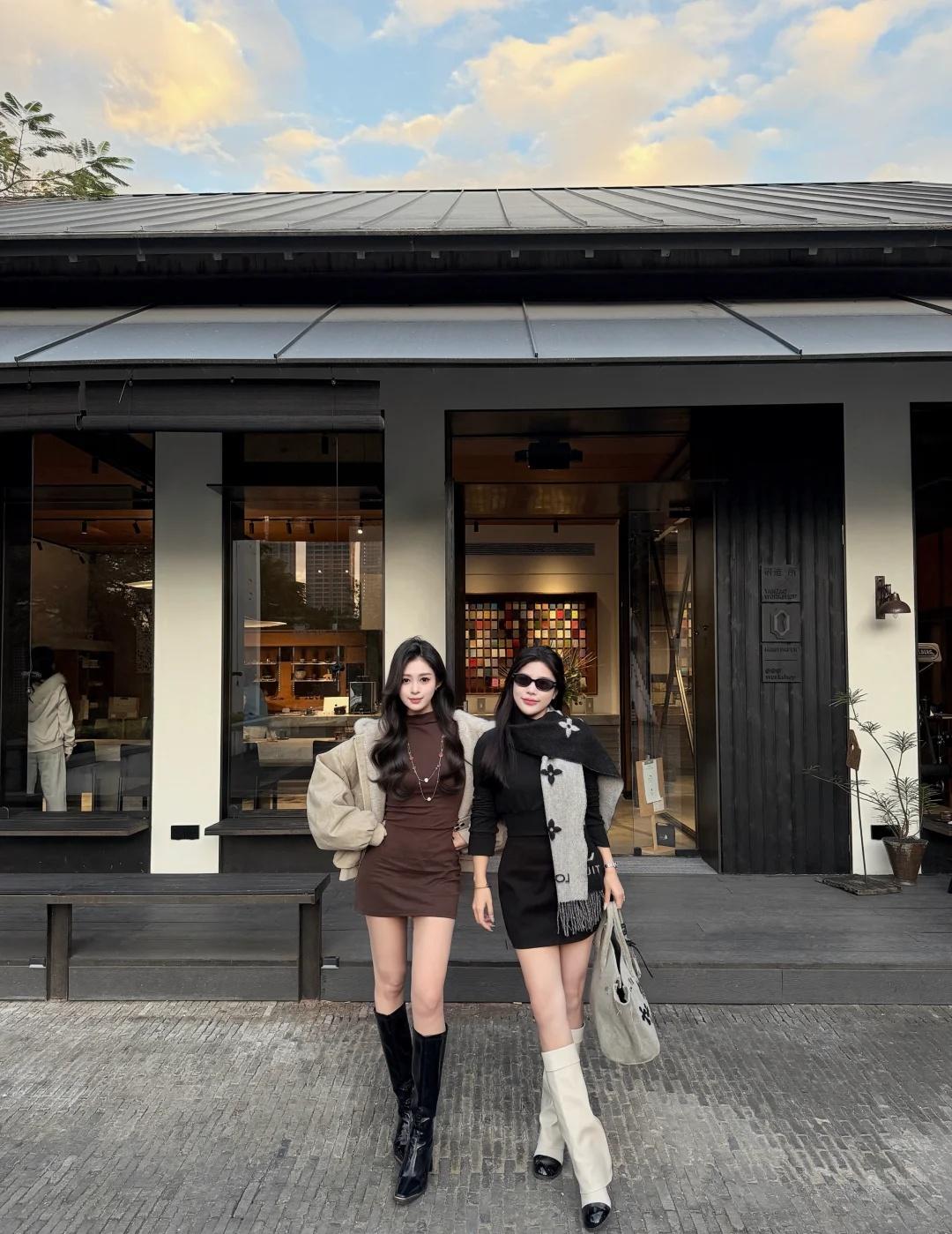 深圳新店｜研造所☕️
每个位置都太好拍了
📍研造所
设计感咖啡店 探店穿搭 新