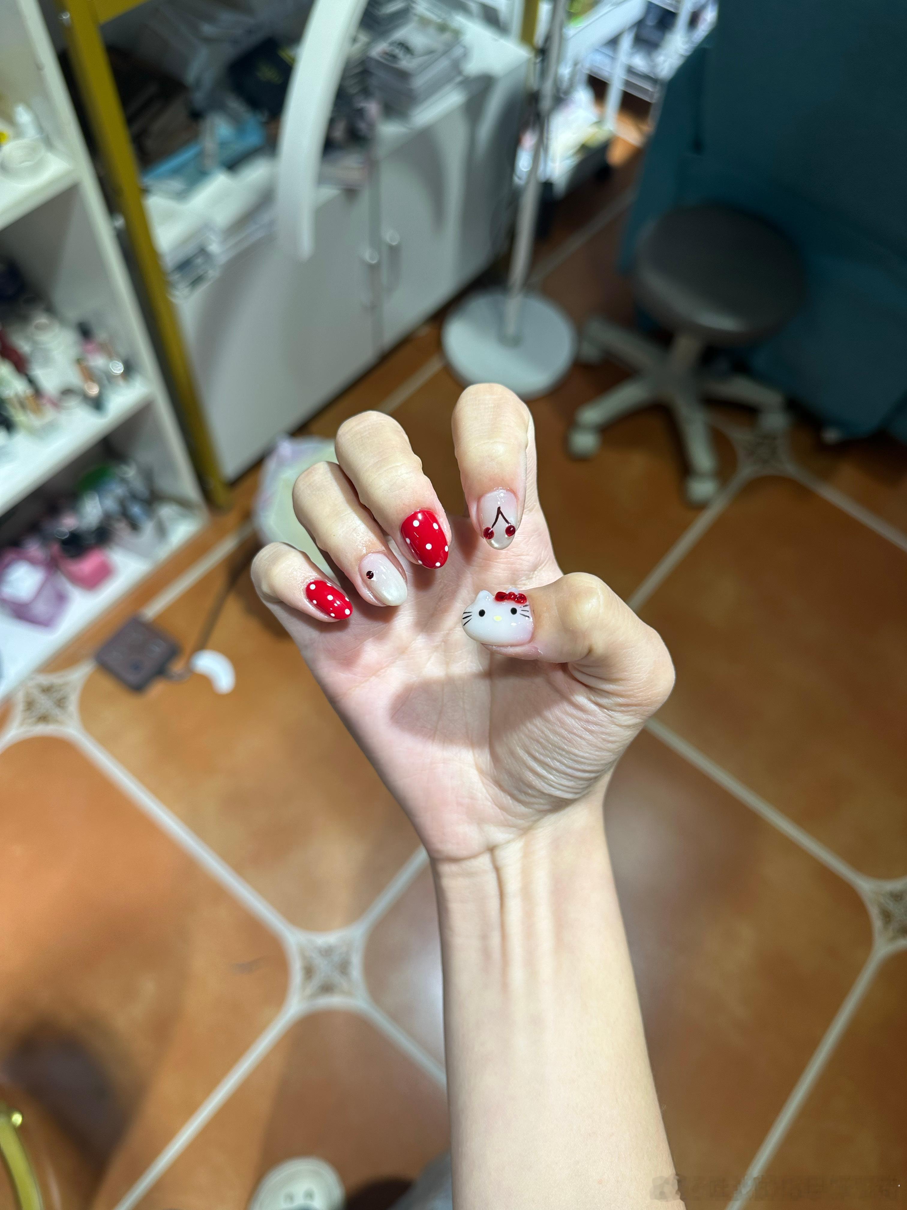 💅🏻38142 有宝投稿过的样式！虽然风格不一样淡素依旧很萌且很显白 