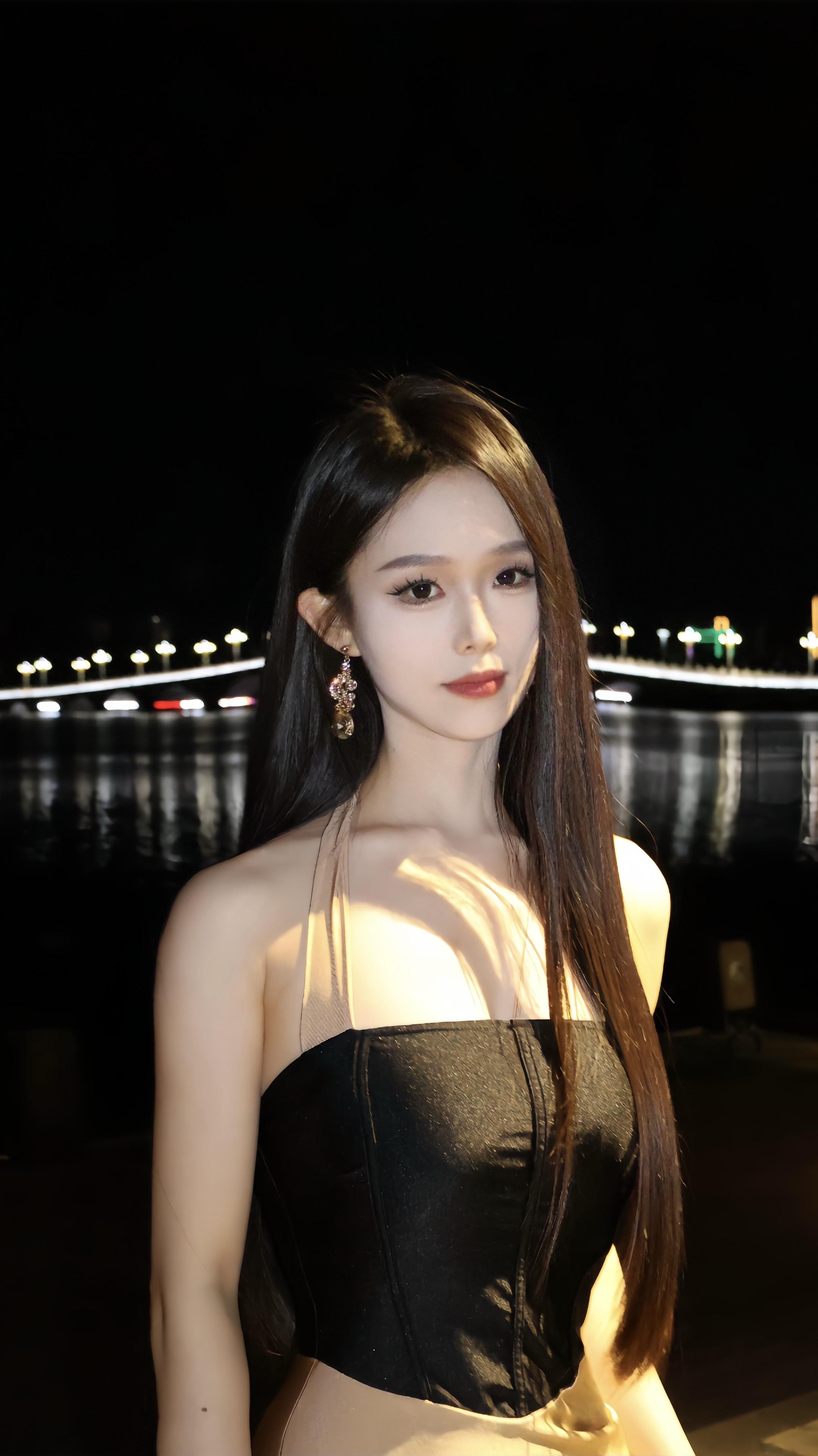 强者只会托举 无能的人才会权衡利弊