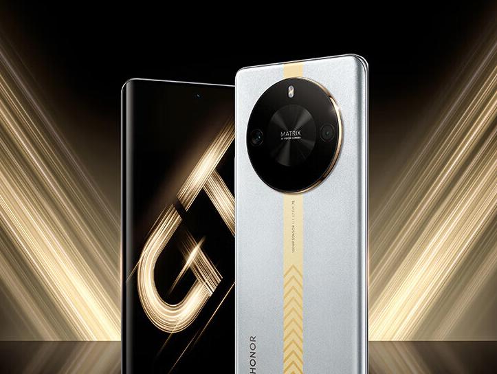 如果要问我们「荣耀X50 GT」到底适合什么人群？其实性能强不强真的不重要，如果