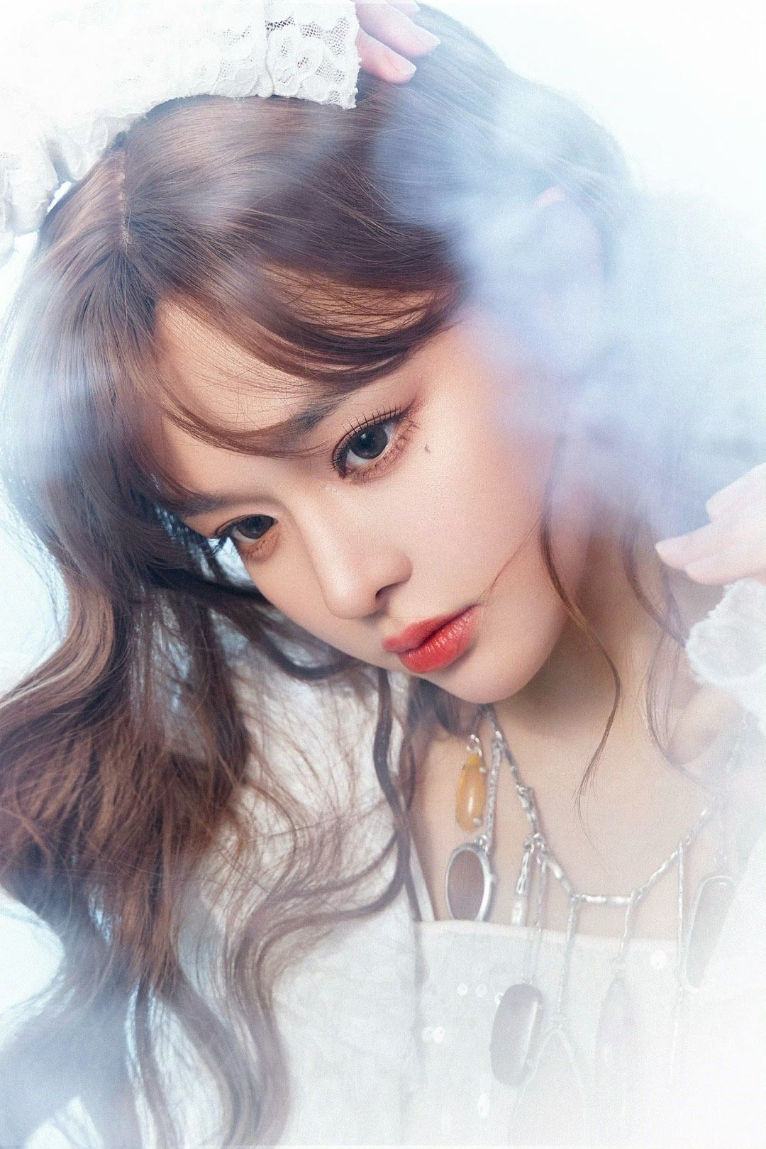 黄霄雲我没有做妆发我们黄霄雲姐姐没有做妆发也是这么漂亮啊😻，素颜的状态真的是绝