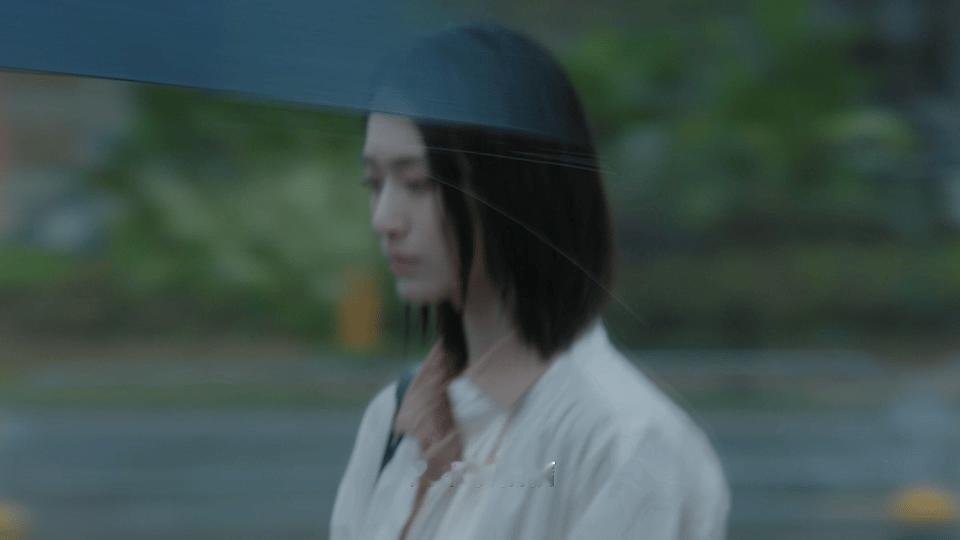 每一个人需要被看见和听见《秋雪漫过的冬天》里周遇安的成长线真的超有看点，她从一开