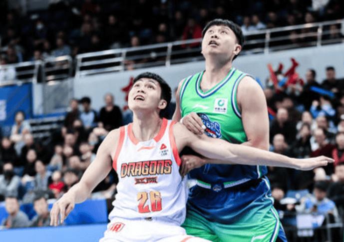 庞峥麟狂砍34分，带领江苏88-84战胜天津，收获赛季首胜

12月23日晚上C