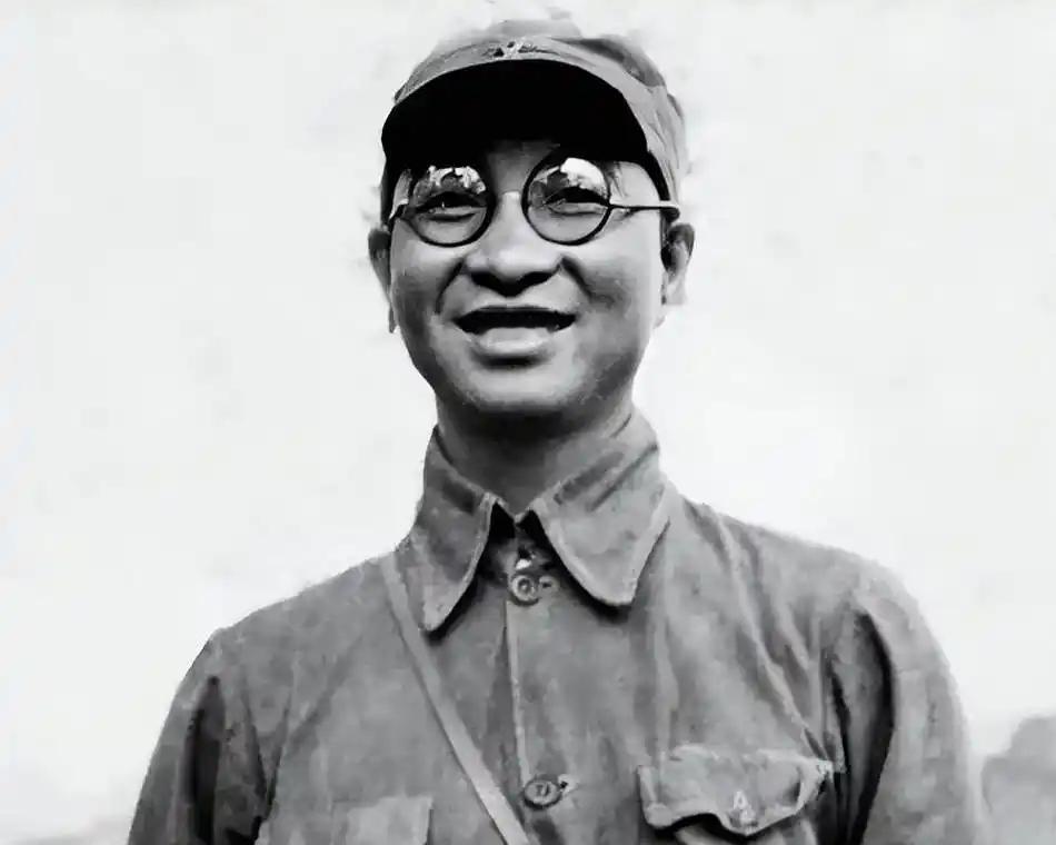 淮海战役中，陈赓是中原野战军著名的陈赓兵团的司令员。他亲自给熊绶春写信：