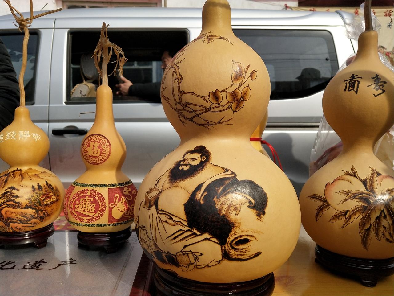 《警世通言》里说：“势不可使尽，福不可享尽，便宜不可占尽，聪明不可用尽。”经历越