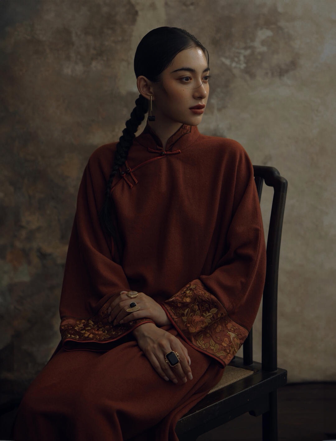 原油今天应该能涨6-7点，要是冲涨停封不死就踢一下，封死那就不动。优雅一点，哈哈