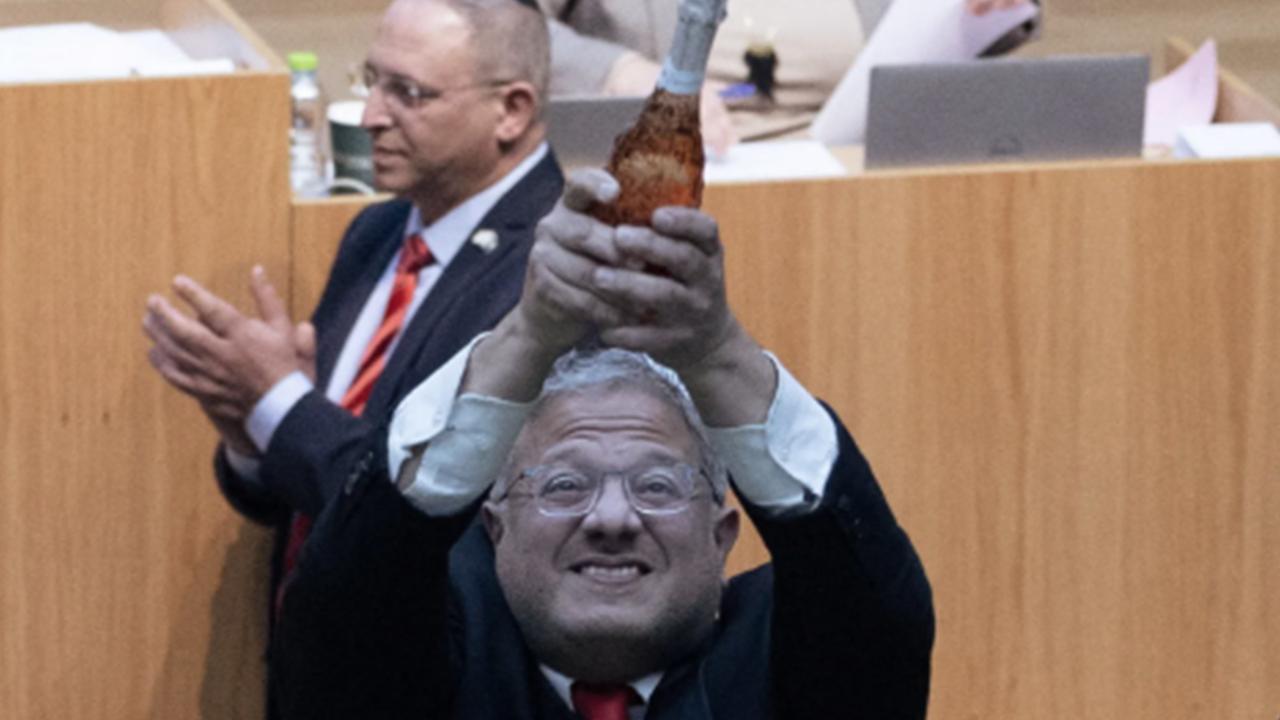 以色列这次出手简直不留余地，议会火速通过一条炸裂新规，直接把绞刑定为特定人群的默