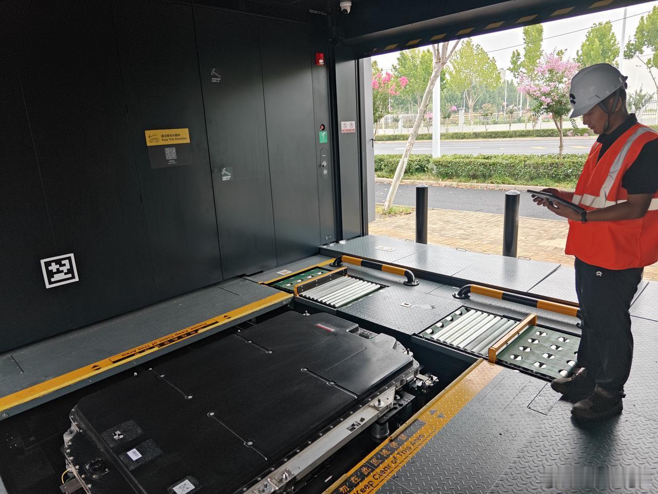 天气冷下来了，应该说到了纯电车的续航焦虑时间了。没想到在这个时间节点，乐道汽车全