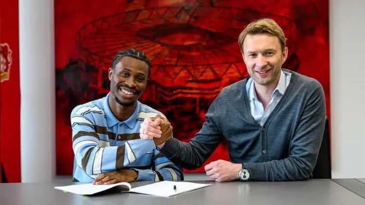 勒沃库森与26岁前锋内森-特拉续约至2031年6月北京时间3月24日，勒沃库森官