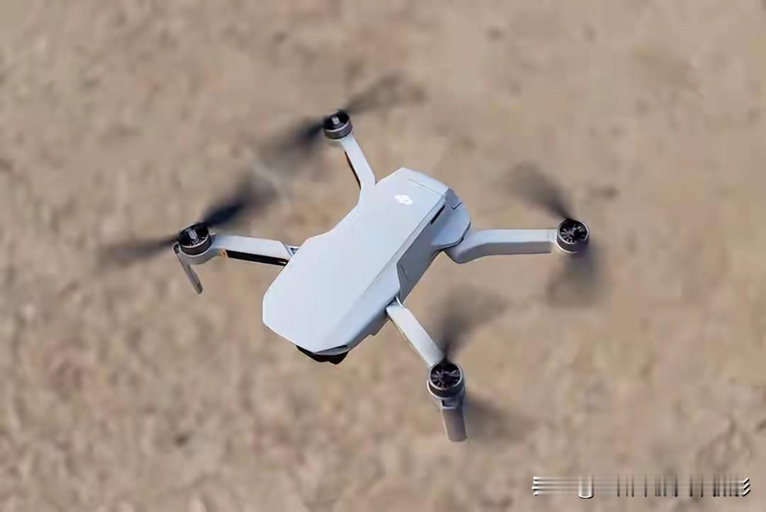 兰州可以随时起飞🛫无人机啦！
云端瞰丹霞，飞阅火焰山——兰州火焰山航拍基地，城