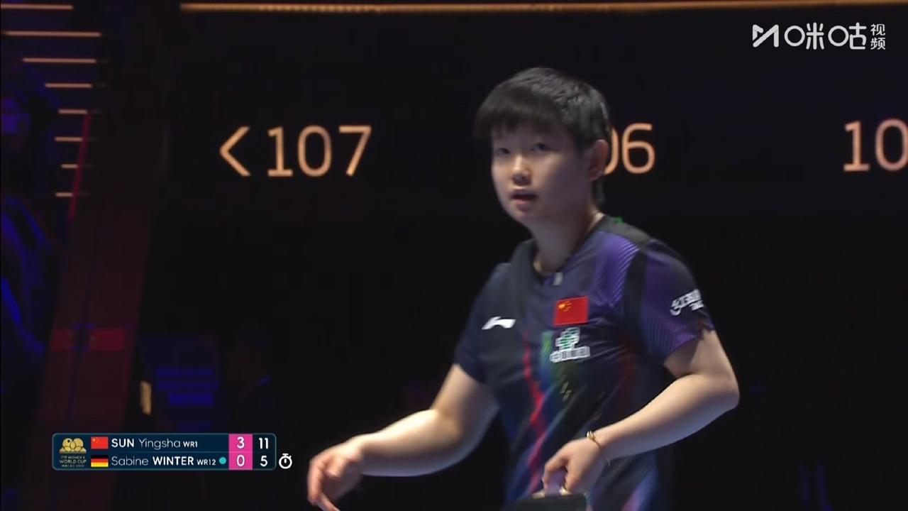 恭喜孙颖莎和王曼昱会师决赛！相比起昨天的比赛，今天两位赢得相对都比较轻松，孙颖莎