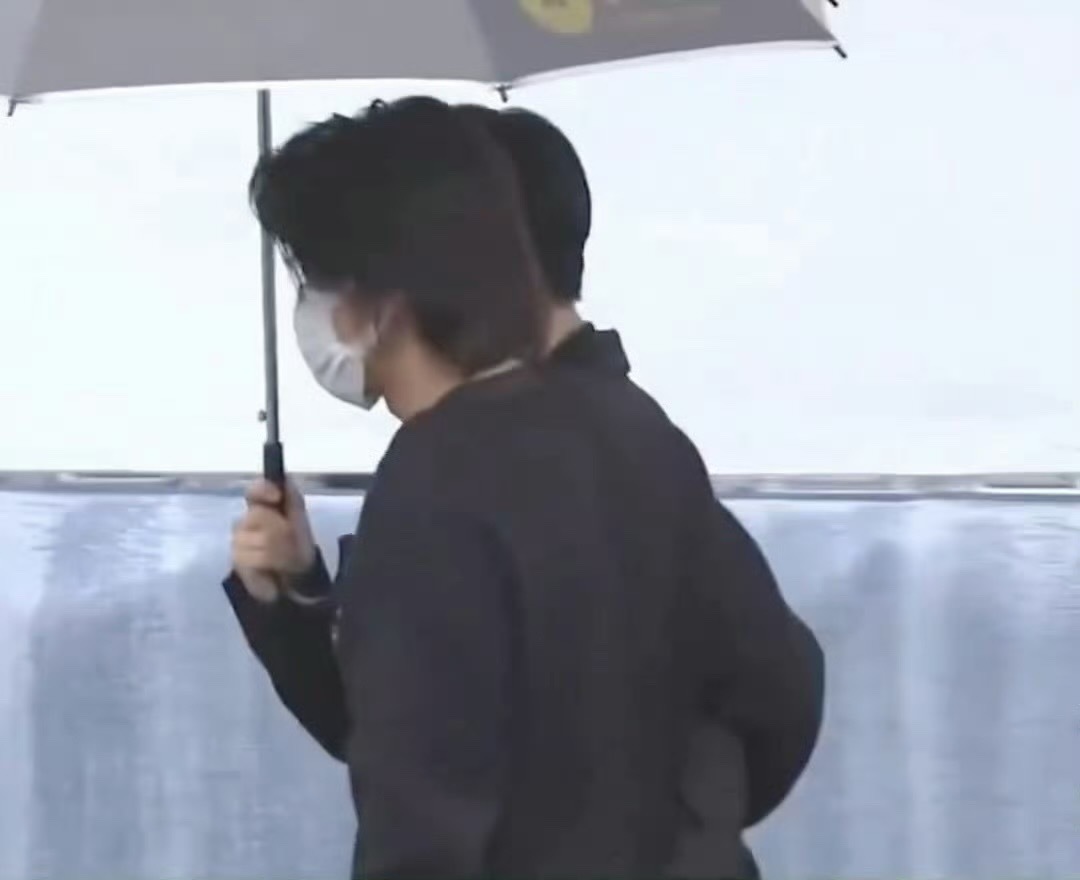 周渝民搀扶哭红双眼的言承旭大S逝世一周年之际，蔡康永、吴佩慈、范玮琪、陈建州、陶