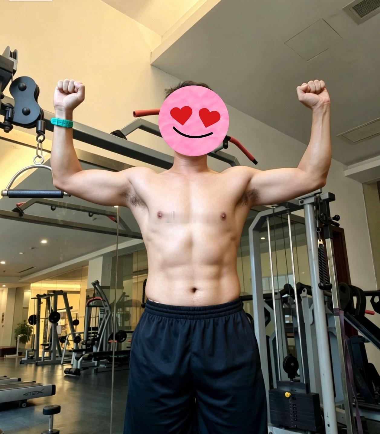 今晚想11点前睡觉[喜] ​​​