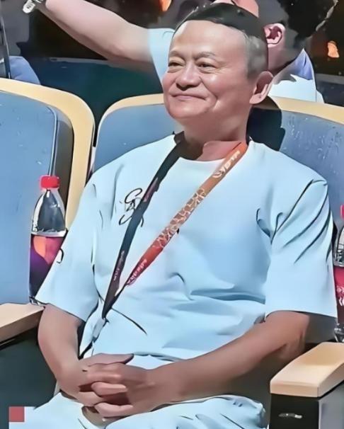 沉寂许久的马云近期再度引发热议，一句 “中国即将出现一种‘恐怖’的商业模式 ——