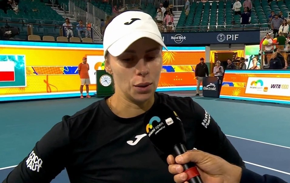 斯瓦泰克迈阿密首战出局 里内特赛后在场上接受了现场采访，讲述了自己如何逆转世界第